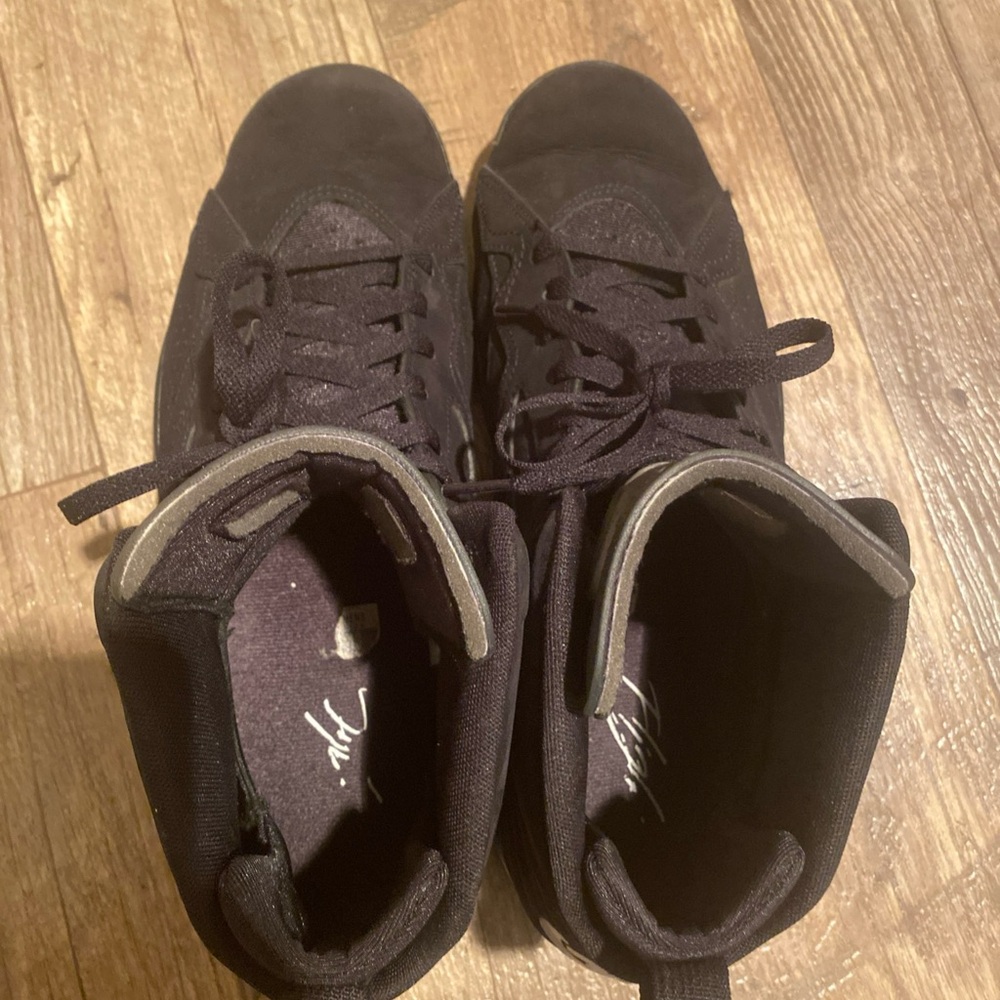 Nike Men's Black and Royal Blue Air Sneakers - Picture 7 of 7